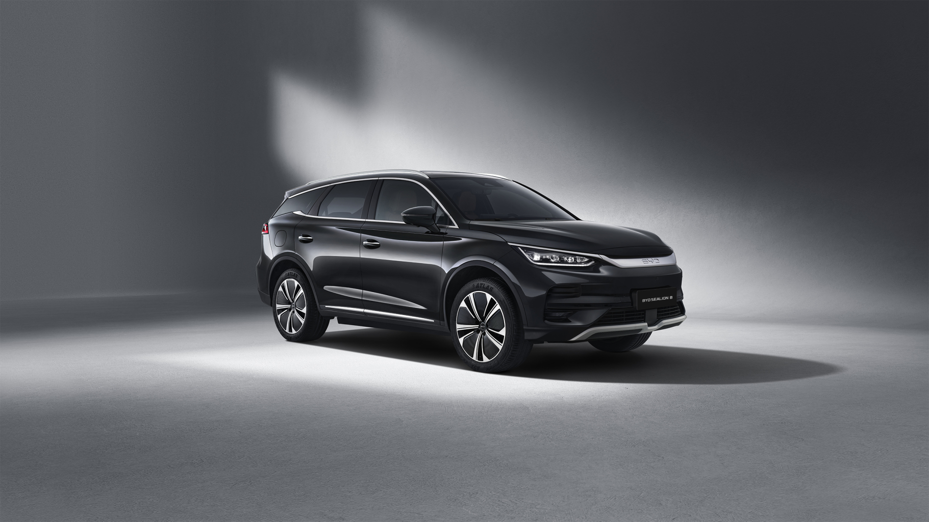 Thân xe cứng vững